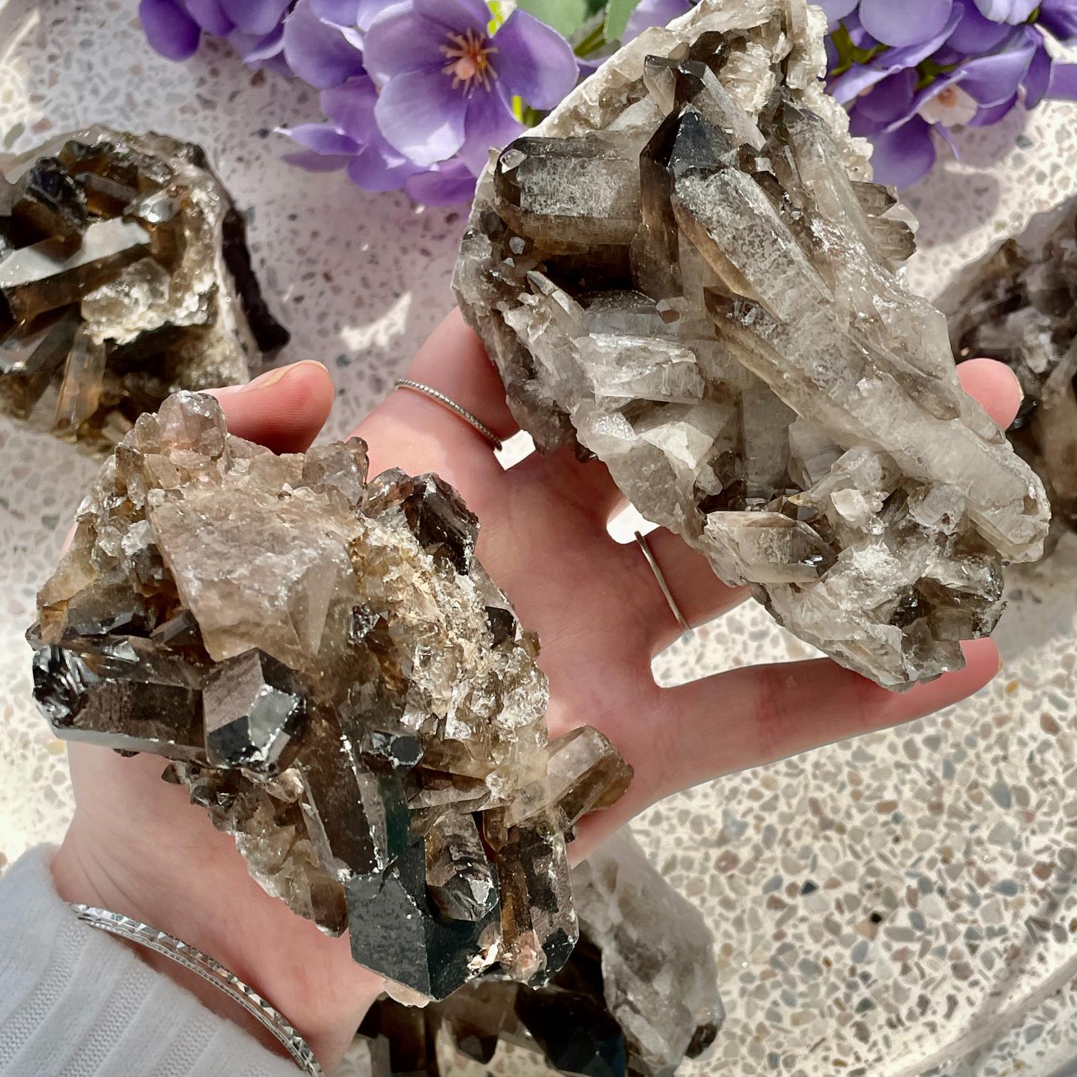 Smokey Quartz Cluster LGE (6-10cm) - 1pc Smokey Quartz Cluster LGE (6-10cm) - 1pc
